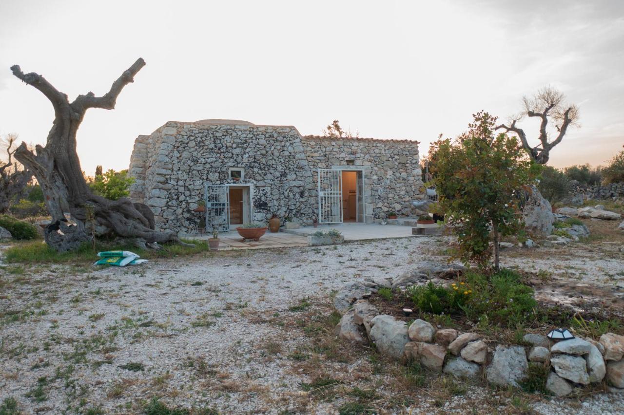 La Nicchia-Trullo Apartment Corigliano d'Otranto Exterior photo